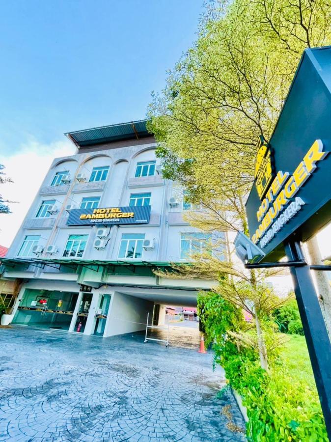 Hotel Zamburger Tengkera Melaka Экстерьер фото