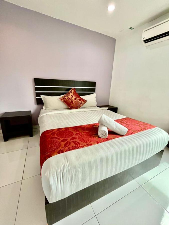 Hotel Zamburger Tengkera Melaka Экстерьер фото